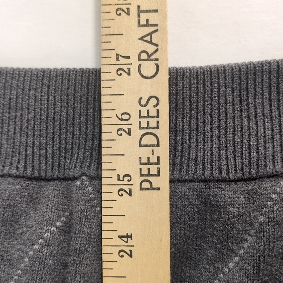 Walter Hagen Quarter Zip Sweater - Picture 7 of 7